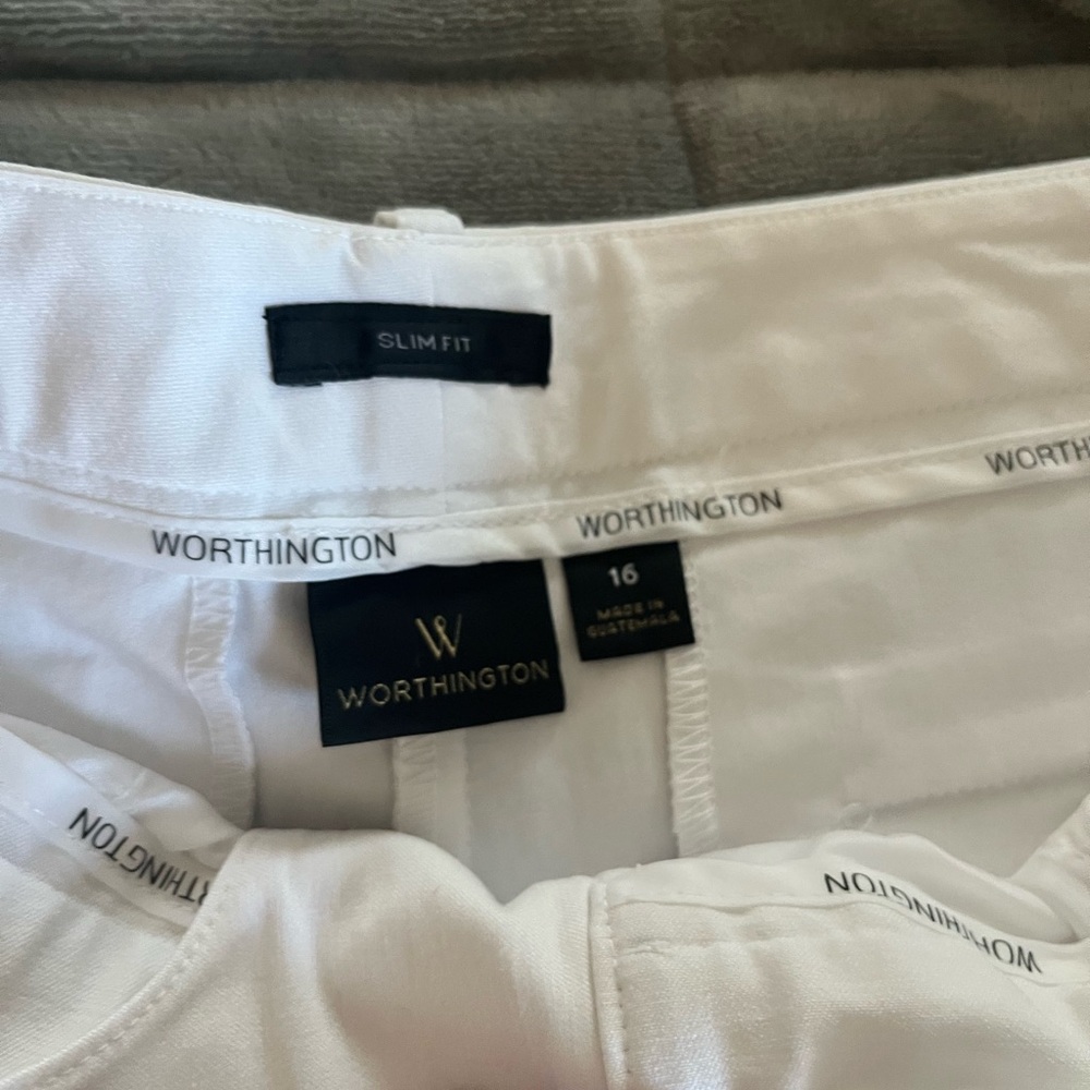 Ladies White Ankle Pants - Picture 6 of 6